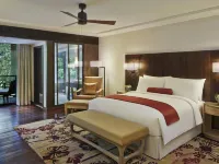 Mulu Marriott Resort & Spa Hotels near Gunung Mulu National Park