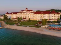 Inn at Bay Harbor Hotels in Petoskey