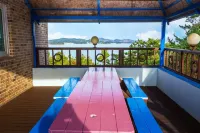 Taean Napoli Pension