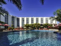 Pullman Lubumbashi Grand Karavia - Pool
