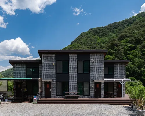 Jecheon Kakao Pension Hotels near Baeglyeonsa