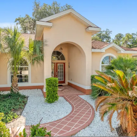 Villa Pearl 4-Bedroom Poolhome Close to Ocala Hotels in Hernando