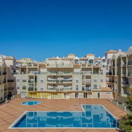Sunny Beach Retreat
