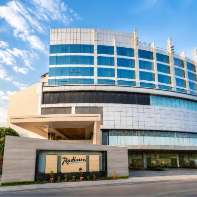 Radisson Udaipur Отели рядом с достопримечательностью «Музей Ахара»