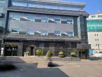 Namhae J - Motels