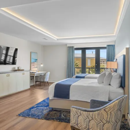 Harbor Suites at Harborwalk Village