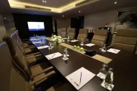 Paradise Elite Hotel Al-Tahlia Jeddah - Private Pools