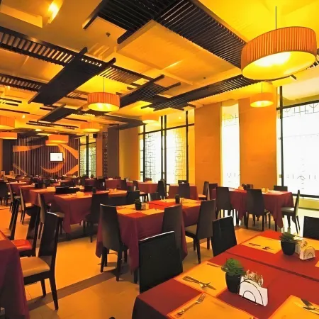 Mallberry Suites Business Hotel