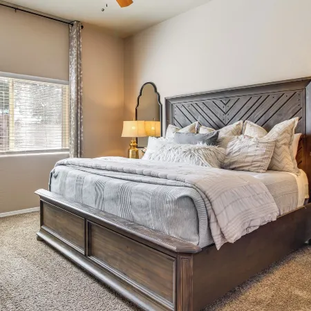 Private Patio + Gazebo: Show Low Hideaway!