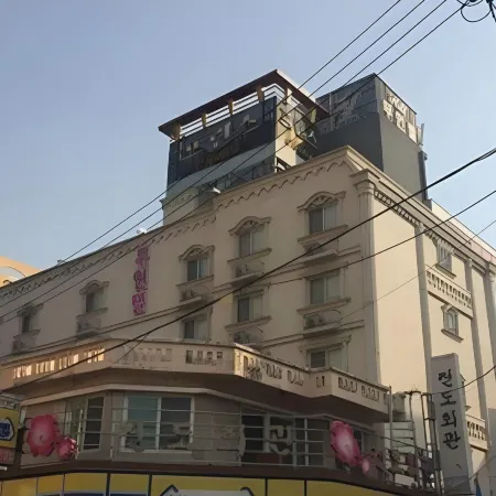 Prince Hotel