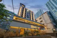 เด็น บาสตา ซิกเนเจอร์ โรงแรม - ที่มีบาร์