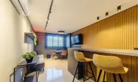 Stay With a Pool and gym 350m From the Beach in a Prime Location in Maceio - SLI