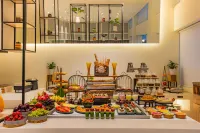 Keys Prima by Lemon Tree Hotels, Pimpri, Pune - breakfast