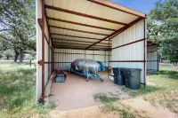 Waterfront Home With Kayak, View, Fire Pit & Wifi - Dog-friendly - WiFi