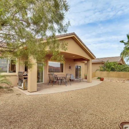 Hike, Golf & Try Your Luck! Mtn-view Mesquite Home