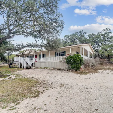 Canyon Lake-sweet Retreat