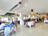โรงแรม มาเรีย ยูเจเนีย ตูซต์ลา กูเตียร์เรซ - พร้อมอาหารเช้า