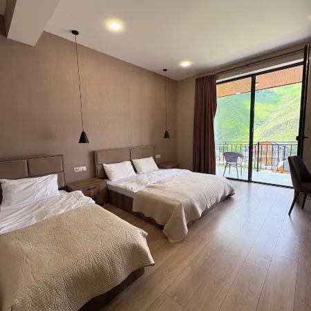 Hotel Sweet Night