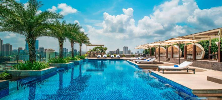 The St. Regis Mumbai Hotele w: Bombaj