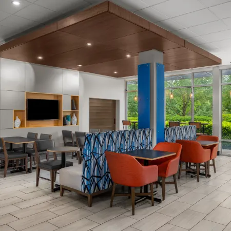 Holiday Inn Express & Suites SALEM NORTH - KEIZER by IHG