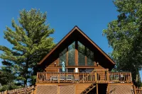 A Frame Cabin Near Multiple Lakes- Coffee Bar- King Bed- Arcade - 4-Star