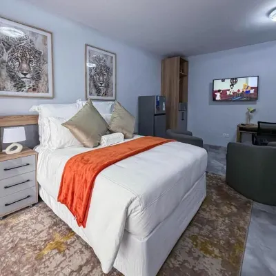 Mevis Boutique Hotel Hotels near National Gallery of Zimbabwe in Bulawayo