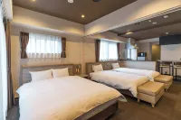 Inova Kanazawa - Kitchens