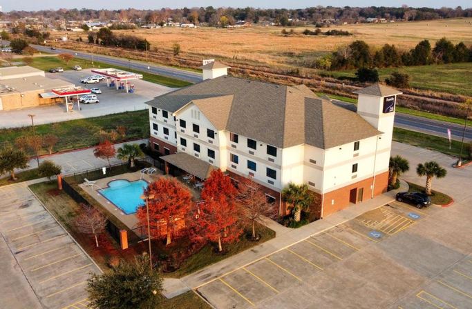 Franklin Inn & Suites by IHG