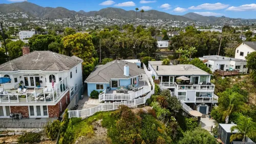 Oceanview home walking distance to beach, pier & short drive to downtown Ventura - Boutique