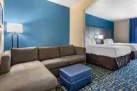 Comfort Inn & Suites Pauls Valley - City Lake - parking