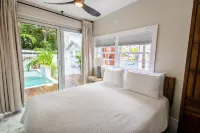 Lighthouse Suites Collection - 2 ดาว