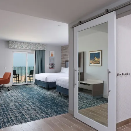 Hampton Inn & Suites Manistee Waterfront