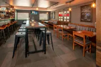 Four Points by Sheraton Newark Christiana Wilmington - Baarit