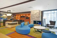 Fairfield Inn & Suites Savannah SW/Richmond Hill - Parkplatz