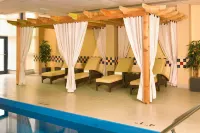 Detroit Marriott Troy - Pools