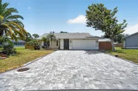 Heated Pool Home, Shuffleboard, Crib, 3 Bed 2 Bath, 25 Min Beach - 3-Star
