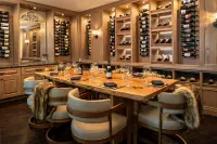 Edgewater Missoula, Tapestry Collection by Hilton - ที่มีบาร์
