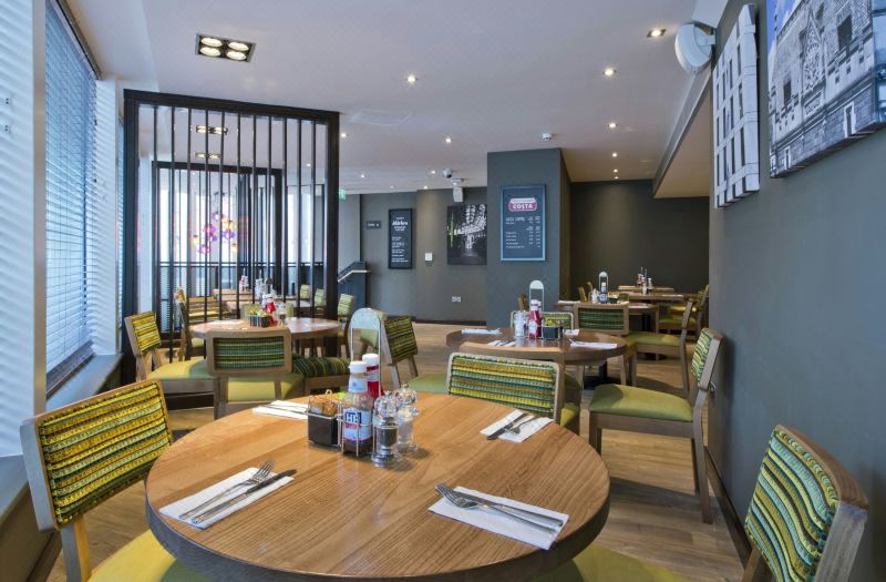 Premier Inn London Southwark (High St) photo 4