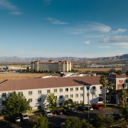 Hampton Inn & Suites Palmdale