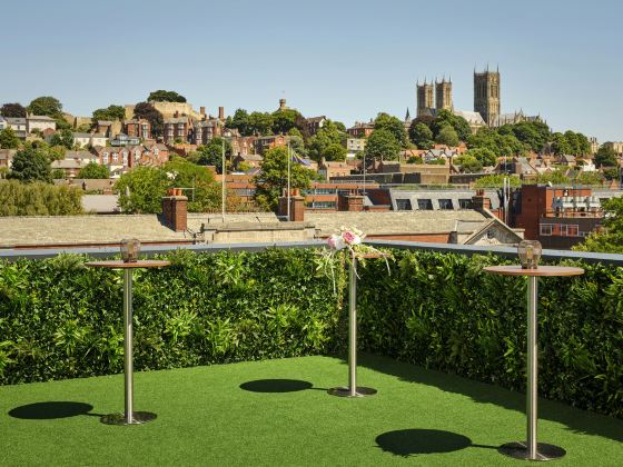 DoubleTree by Hilton Lincoln