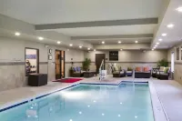 Hampton Inn Harrisonburg-South - Swimmingpools