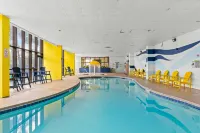 Grande Shores Ocean Resort - Private Pools