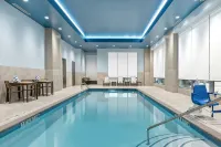 Embassy Suites College Station - Parking