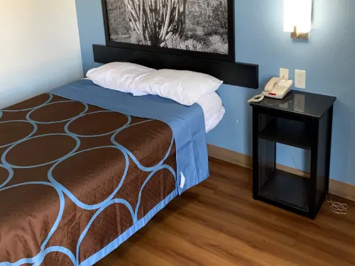 Super 8 by Wyndham Phoenix I-17 - 2-Star