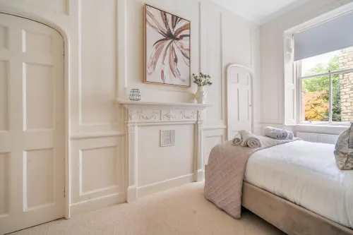 Elegant 1-Bed Flat in the Heart of Bath - VAT Q - 2 ดาว