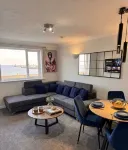 Stunning Sea View Flat on The Leas – Panoramic Estuary Sunsets, Steps to Beach - 3 stelle