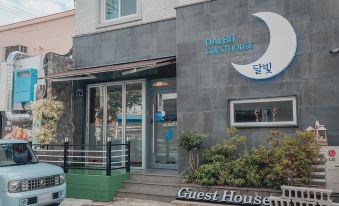 Yeosu Moonlight Pension & Guesthouse