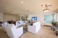 The Island Resort at Fort Walton Beach - parking