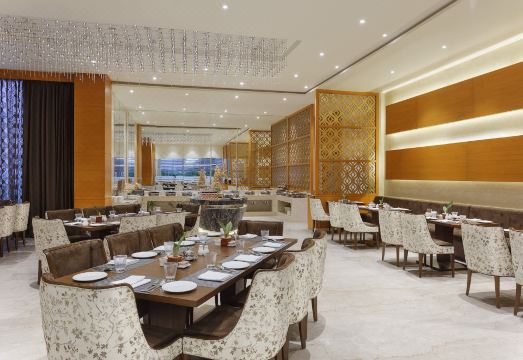 나타라즈 사로바 포르티코