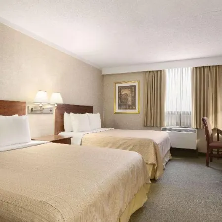 Days Inn by Wyndham Ottawa West